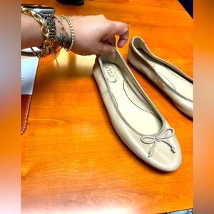 Sam Edelman Circus Taupe Beige Leather Ballet Flats – Size 6.5